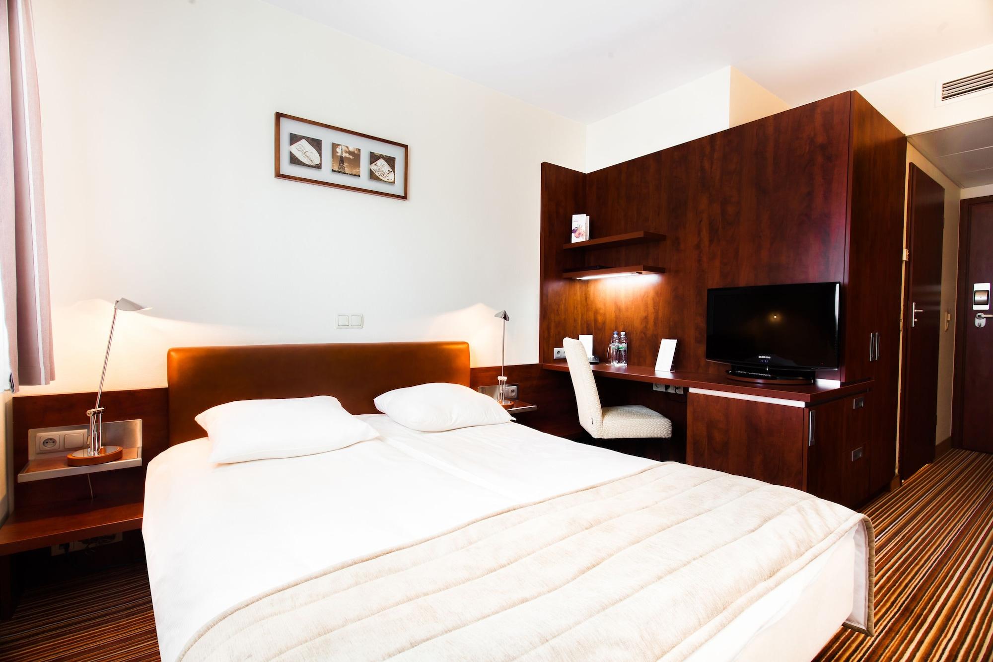 Qubus Hotel Hlivice Exteriér fotografie