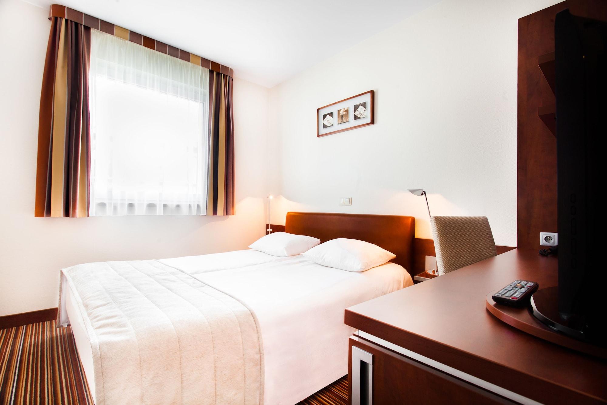 Qubus Hotel Hlivice Exteriér fotografie