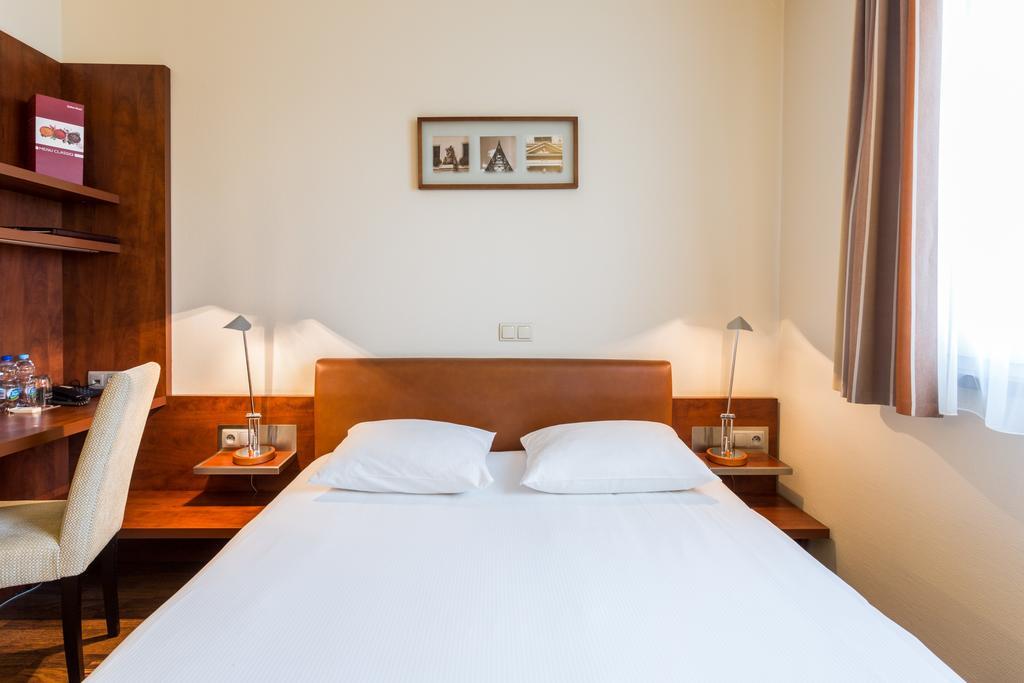 Qubus Hotel Hlivice Exteriér fotografie