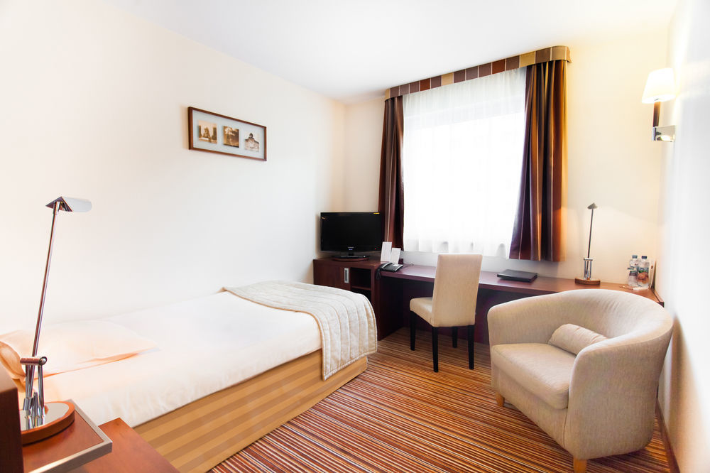 Qubus Hotel Hlivice Exteriér fotografie