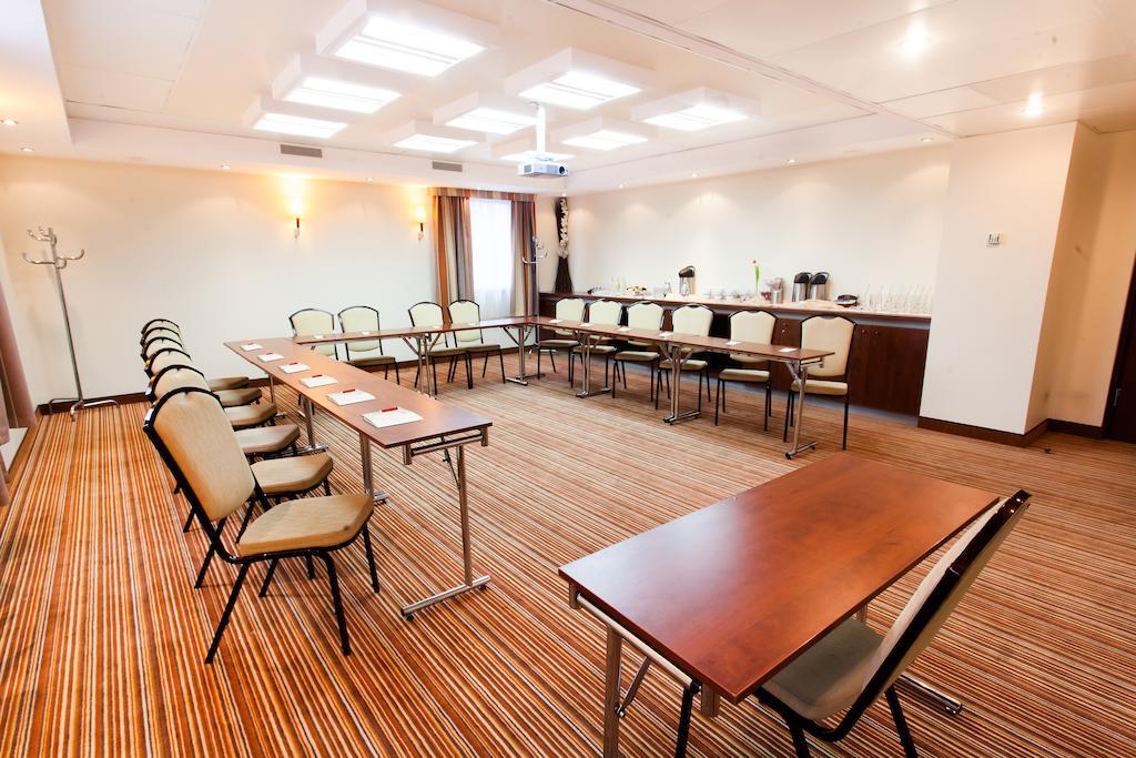 Qubus Hotel Hlivice Exteriér fotografie