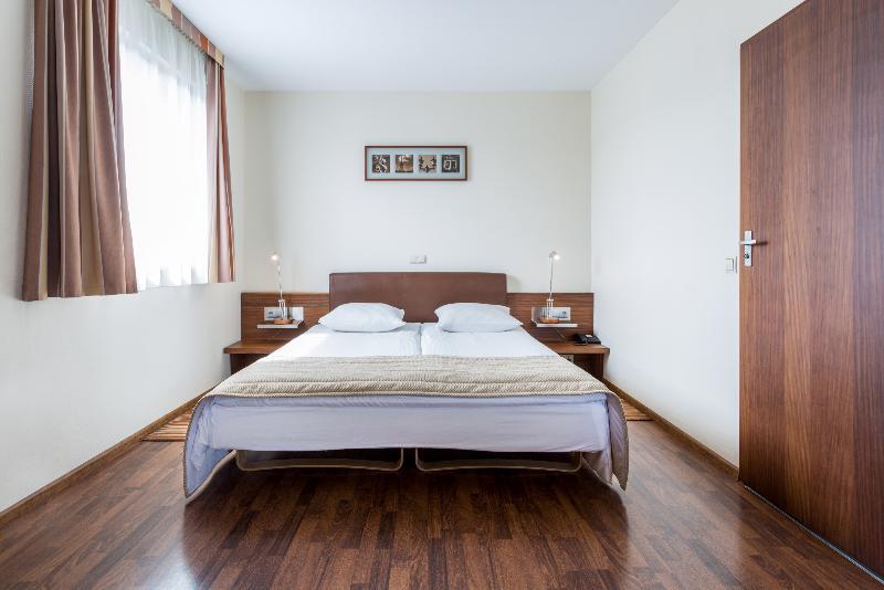 Qubus Hotel Hlivice Exteriér fotografie